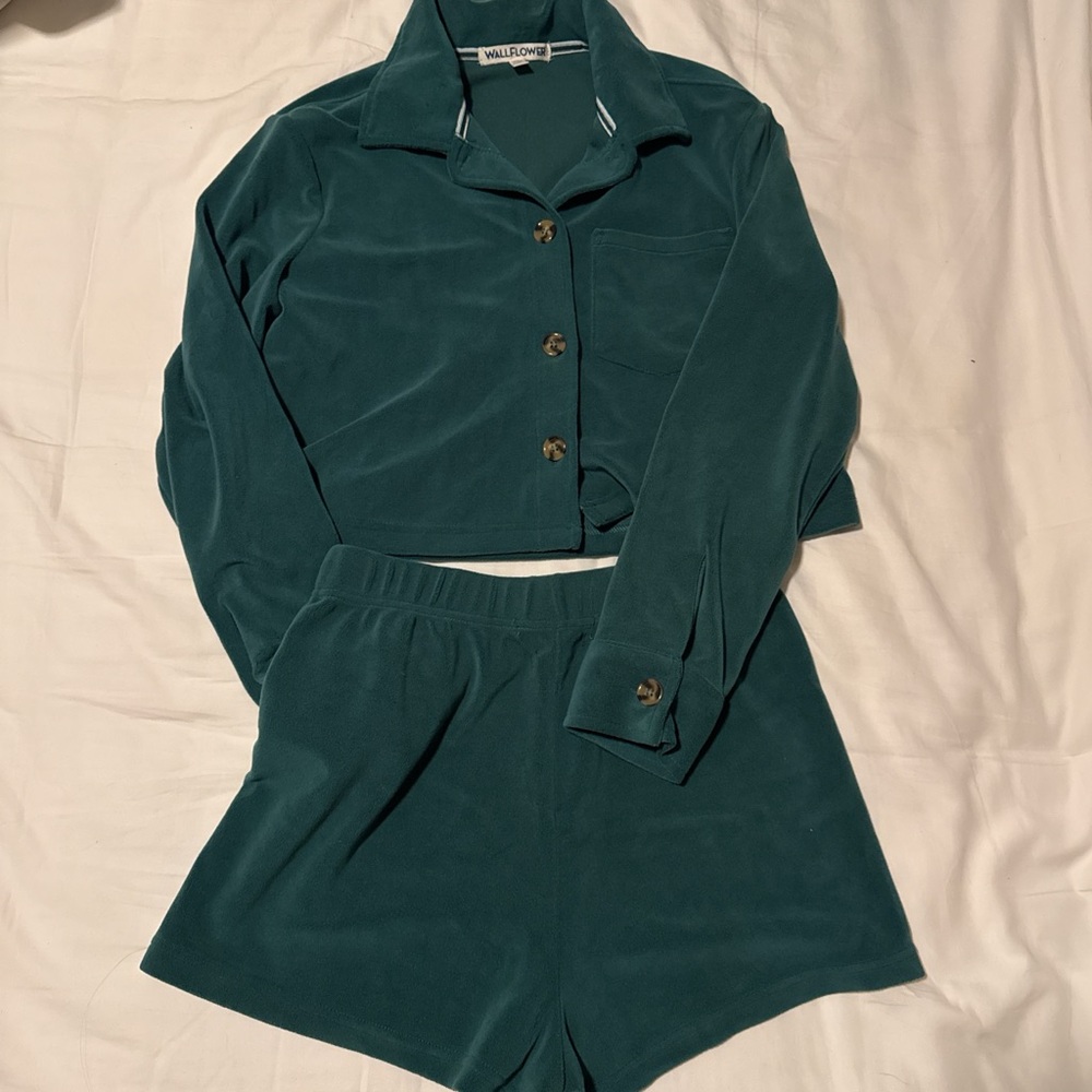 Wallflower Suede Teal Lounge Set